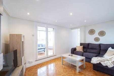 Atico Terraza Playa Futbol Y Congresos Vut4708As Apartment Gijon Ngoại thất bức ảnh